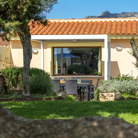 Villa Agua - Pieds Dans L'Eau By Homey Experience Dom wakacyjny Olbia